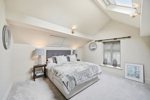 Guest bedroom- click for photo gallery